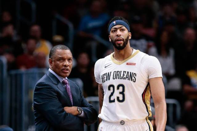 方面出现问 方面出现问