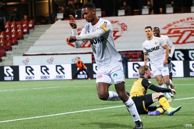 彩纷呈的比 彩纷呈的比