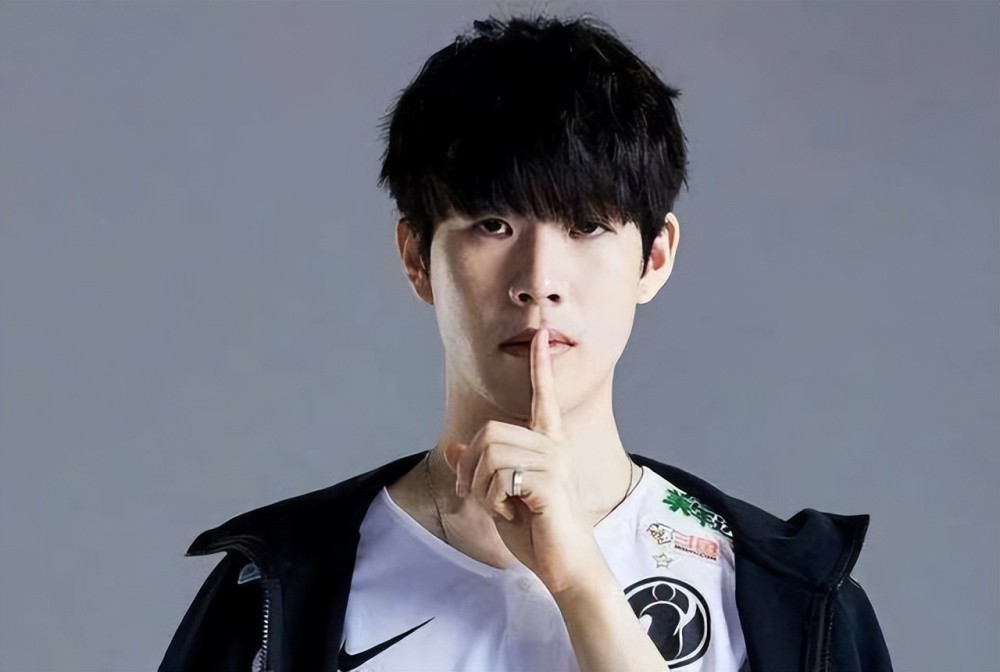 场馆升级及 场馆升级及