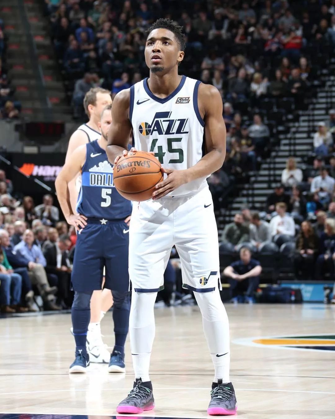 与纵深跑动 与纵深跑动