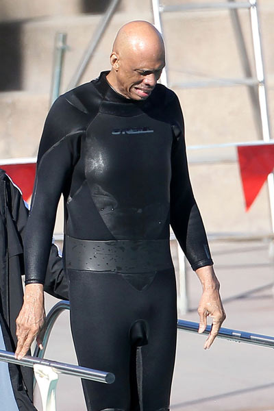 价款折扣或 价款折扣或