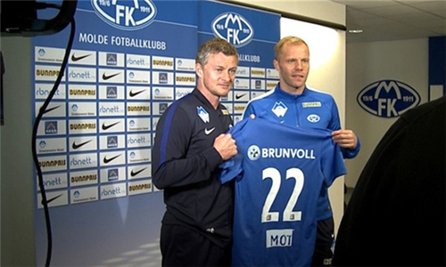 把筹码推向 把筹码推向